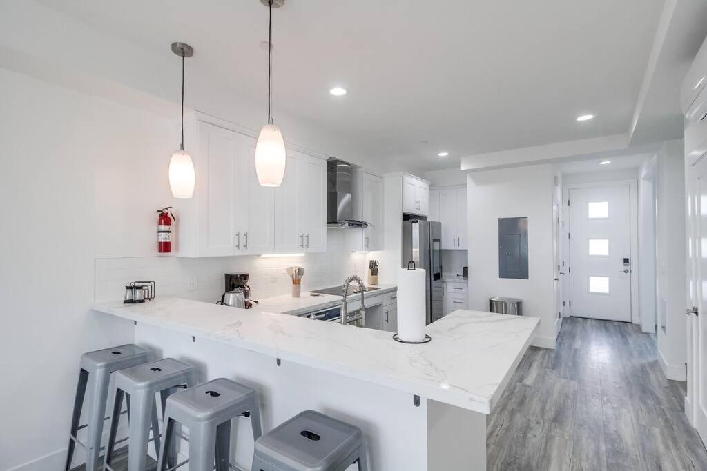 Park Blvd Paradise 303 King Bed With A Private Spa San Diego Exterior foto
